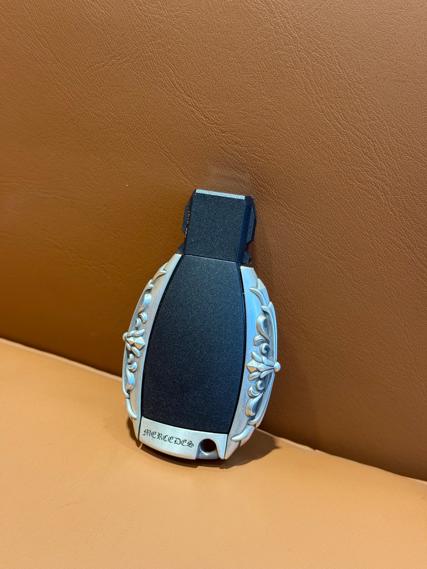 Gothic Floral–Engraved 925 Sterling Silver Car Key Case for 1st-Generation Mercedes-Benz Smart Keys