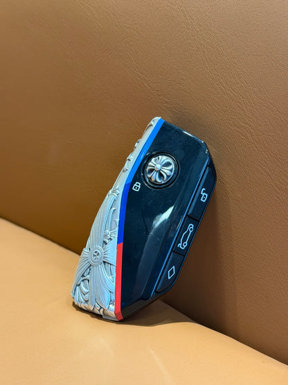 Gothic Cross–Engraved 925 Sterling Silver Car Key Case for BMW New-Generation Smart Keys (2023–2024) (7 Series, X7, i7, iX, XM, X5, X6)